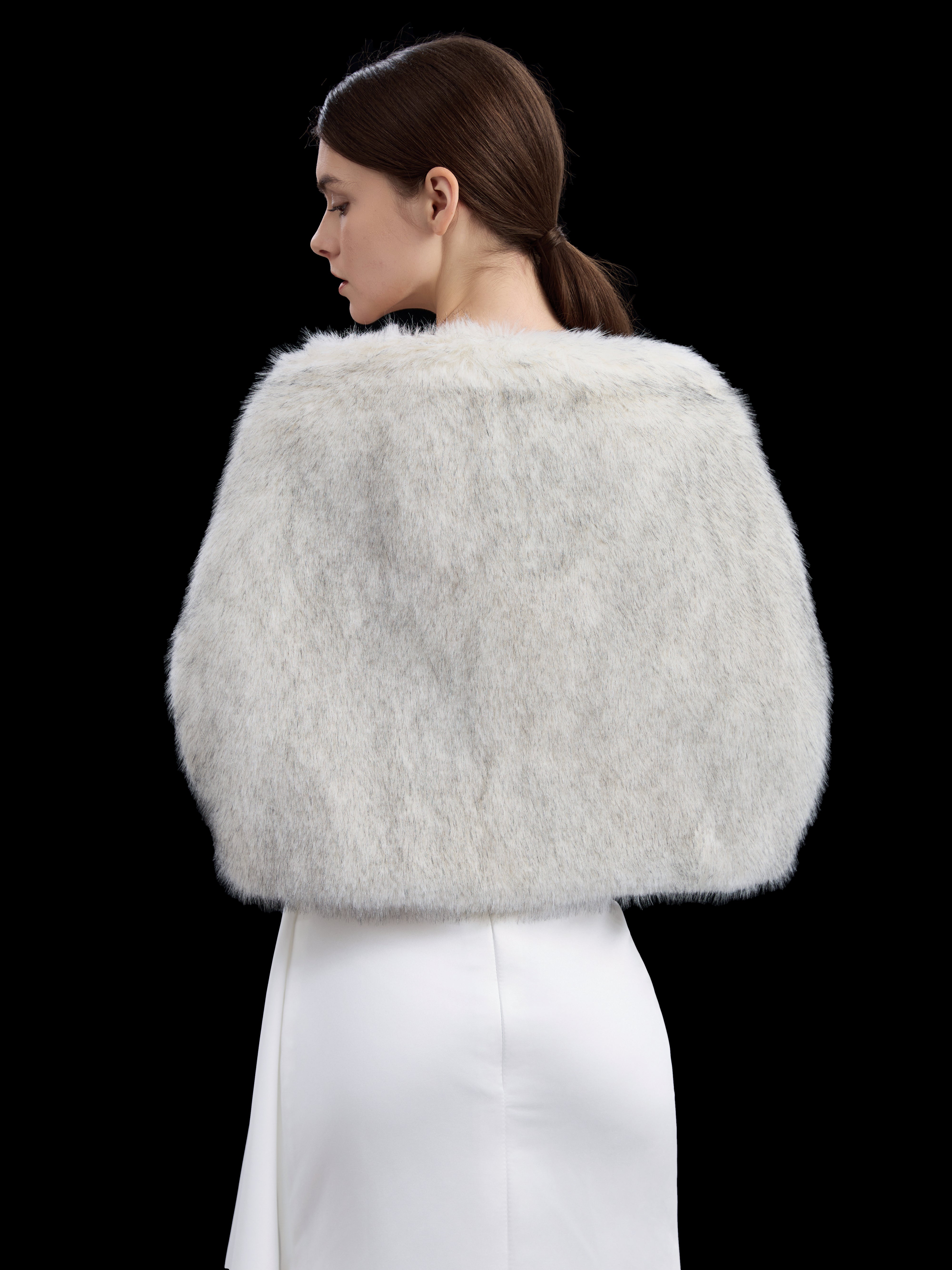 #color_shadowed white