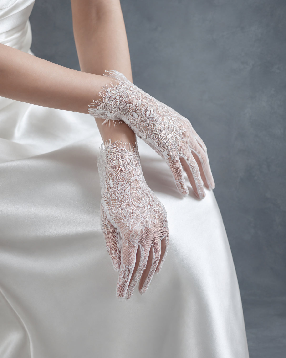 Chantilly Lace Wedding Gloves