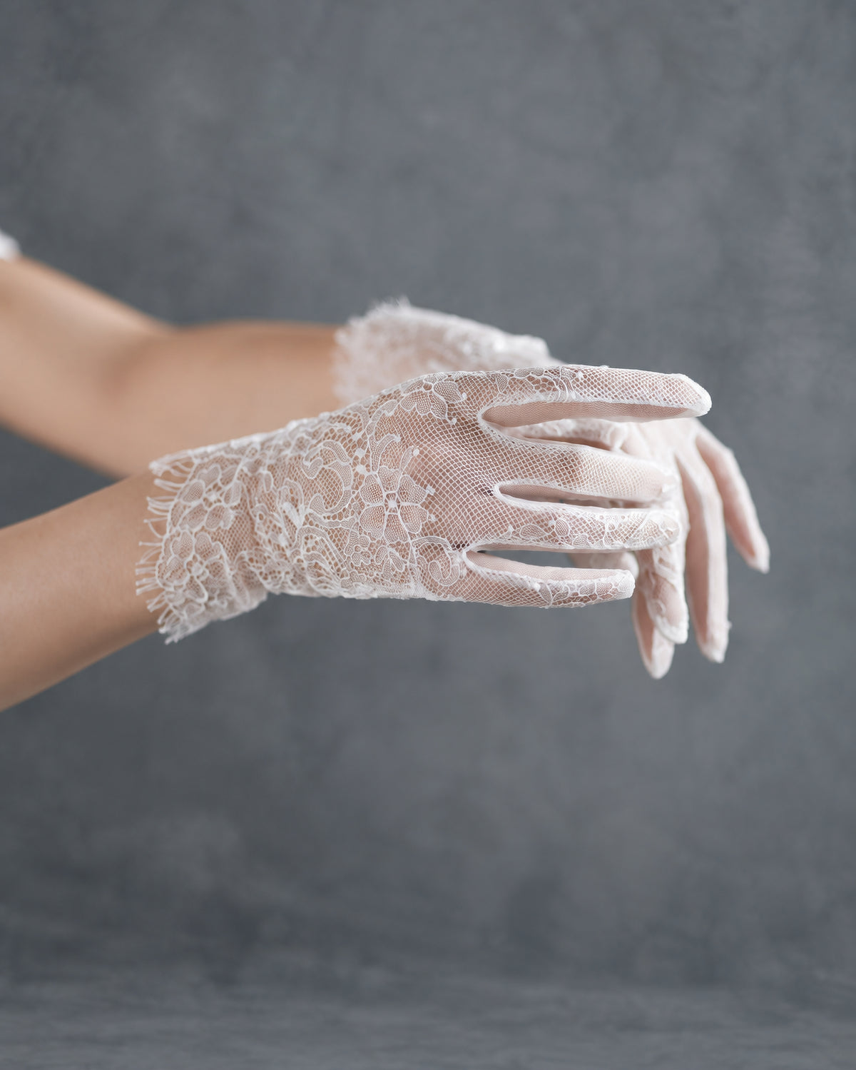 Chantilly Lace Wedding Gloves