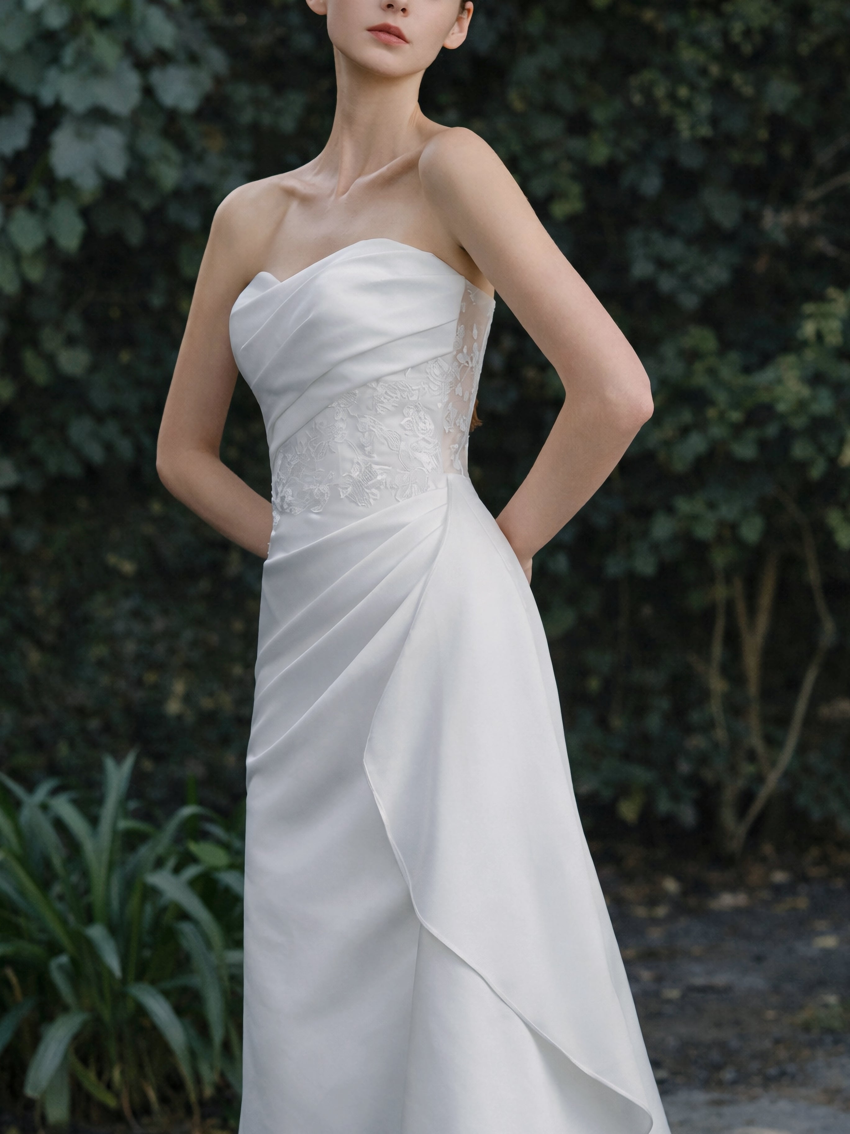 Strapless Sweetheart Satin Wedding Dress