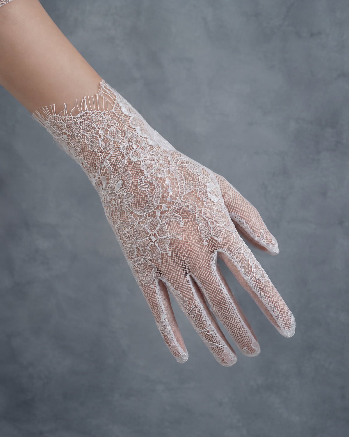 Chantilly Lace Wedding Gloves