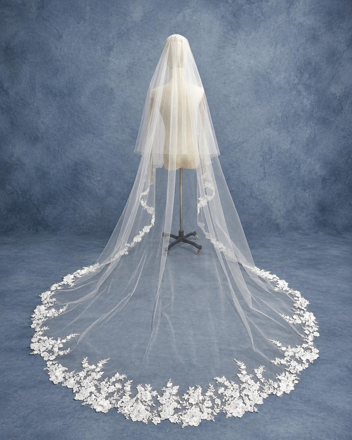 Floral Lace Wedding Veil with Blusher