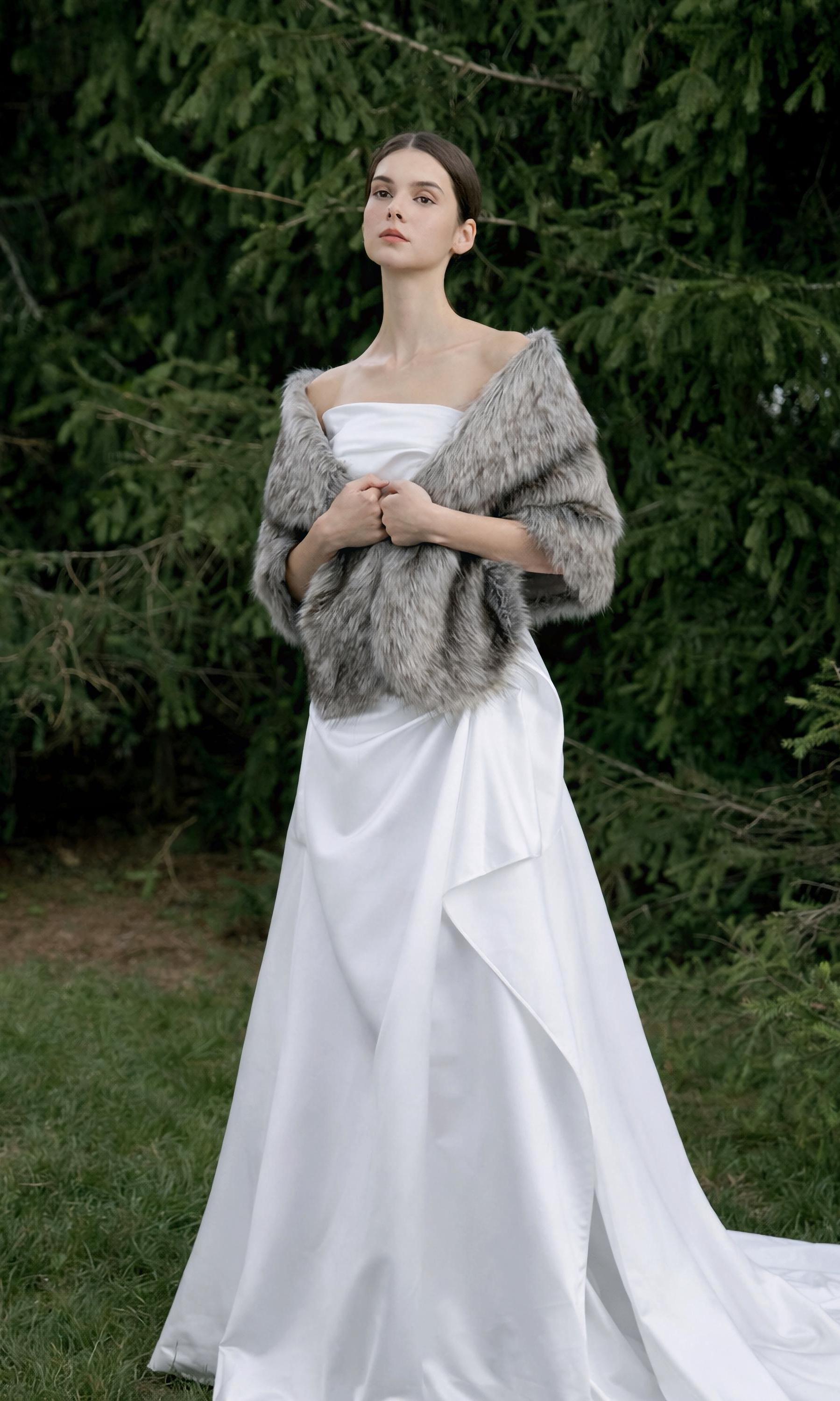 Silver Gray Faux Fur Wedding Wrap