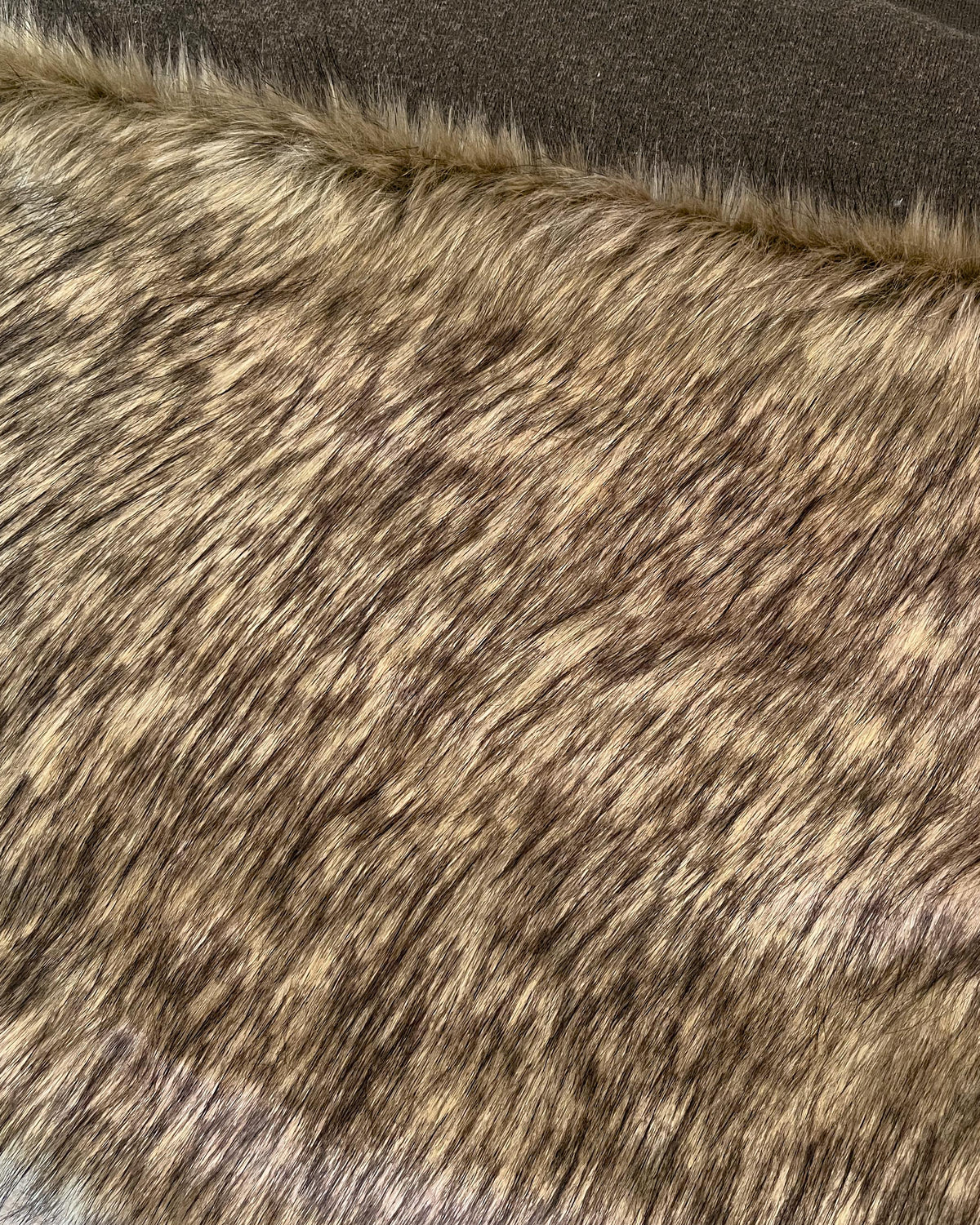 #color_autumn brown