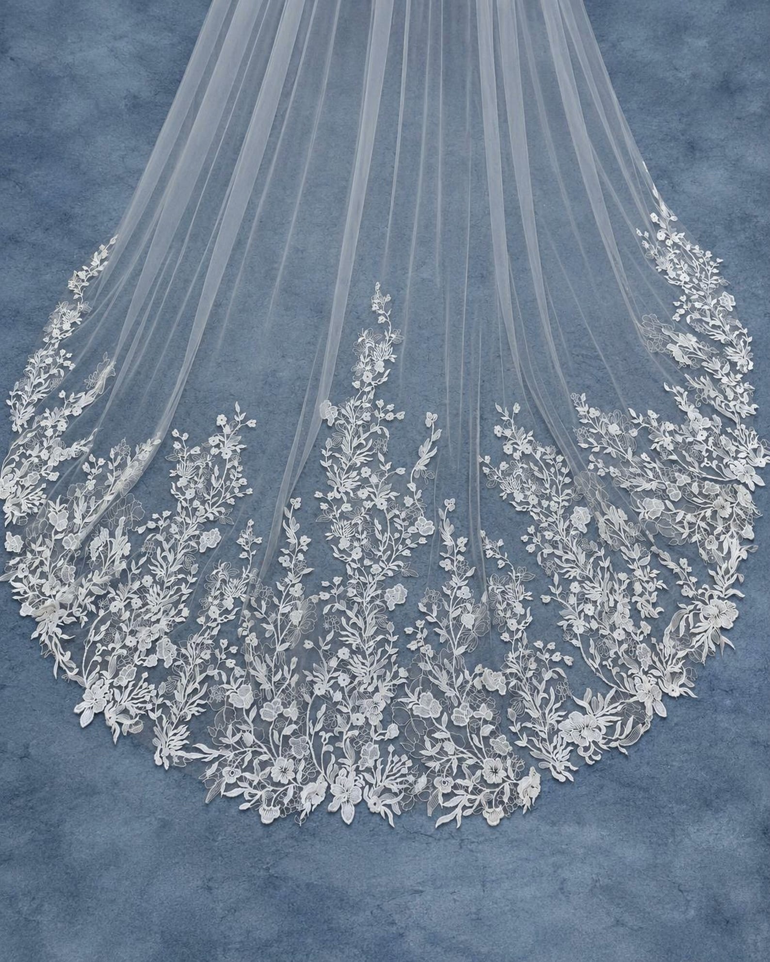 Floral Lace Appliqué Edge Wedding Veil