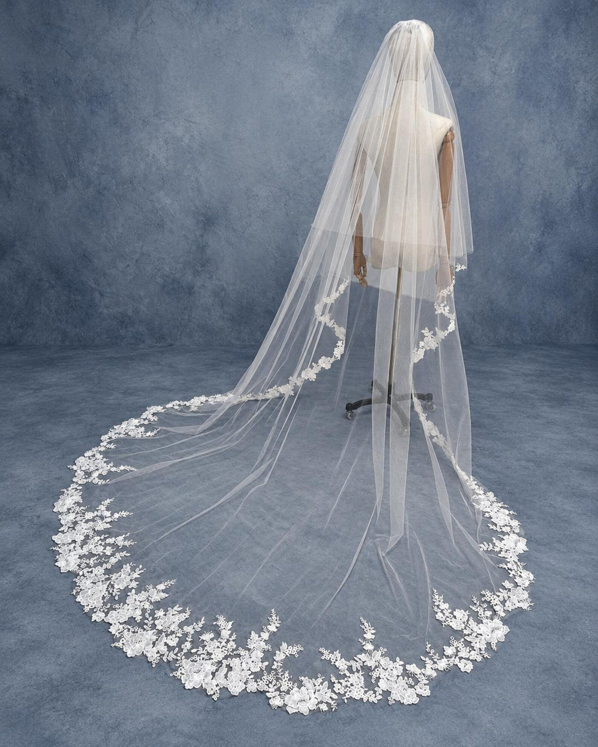 Floral Lace Wedding Veil with Blusher