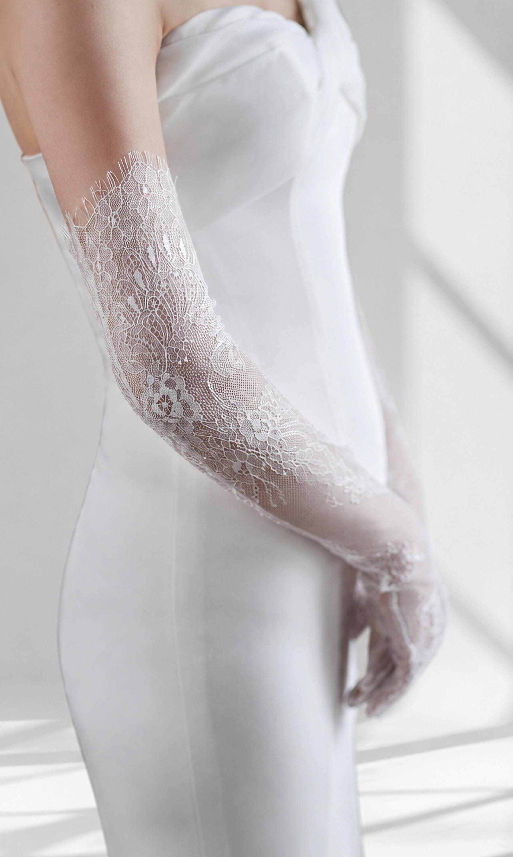 Orchid Gloves